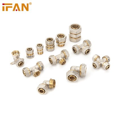 Instal·lació de compressió de llautó PEX de fontaneria